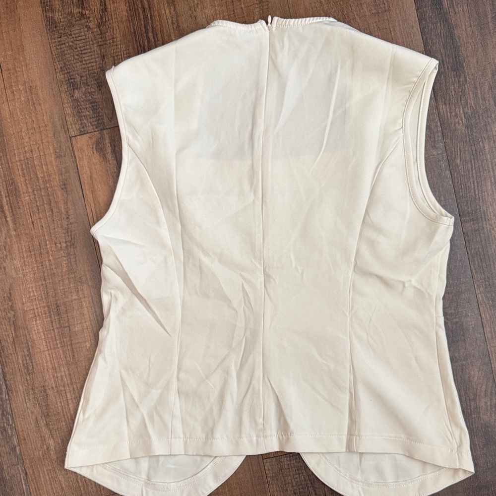 Womens Cream Button-Front - Picture 6 of 7
